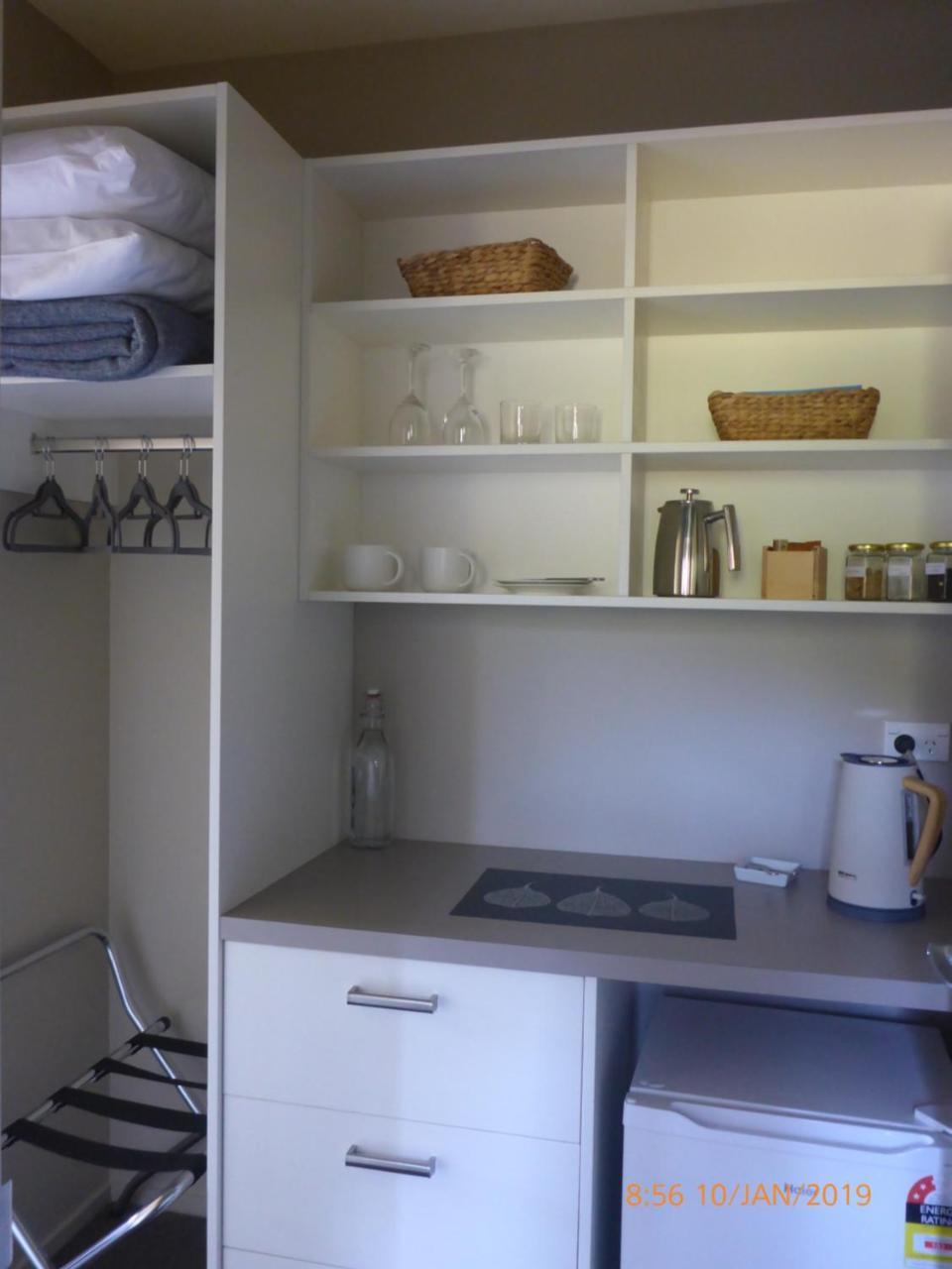 Fran And Frankie'S Bed & Breakfast Luggate ภายนอก รูปภาพ